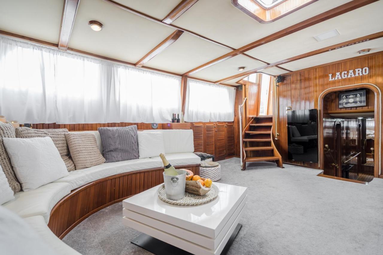 Spacious Yacht Hotel Barcelona City Center 5 Cabins Экстерьер фото